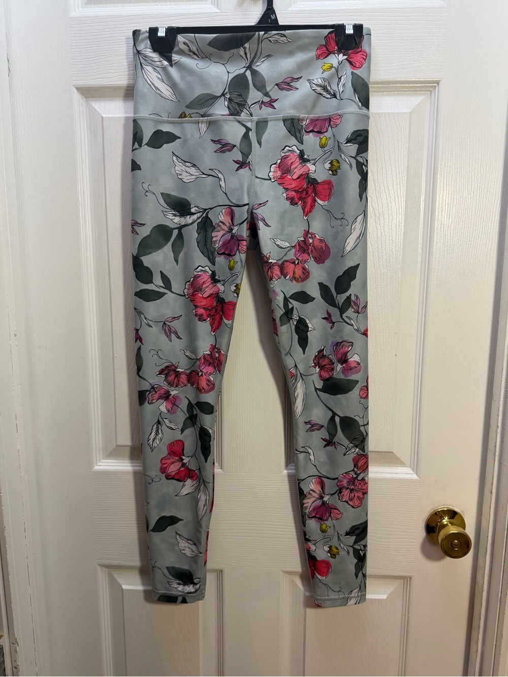 Athleta Sage Floral Elation Leggings with Yellow and Pink Blooms